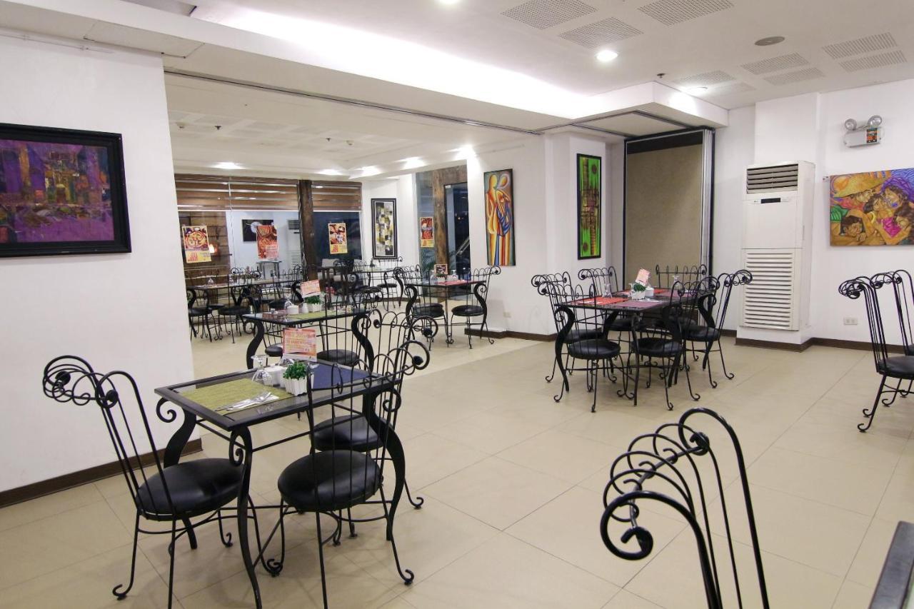 Oyo 103 Artina Suites Hotel Makati City Ngoại thất bức ảnh