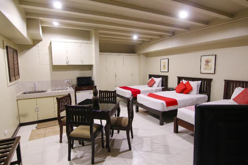 Oyo 103 Artina Suites Hotel Makati City Ngoại thất bức ảnh